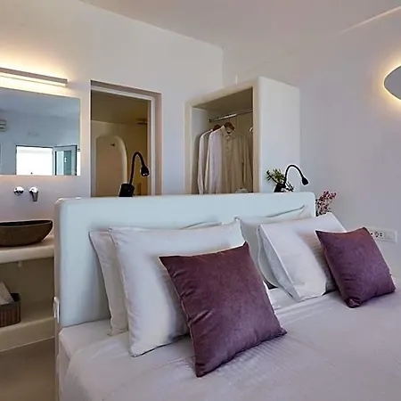 Anchor 4* Oia (Santorini)